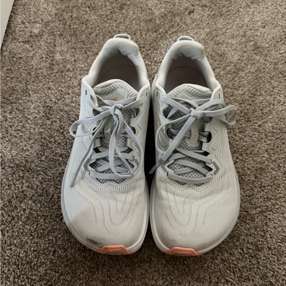 Altra Women's White running Shoes